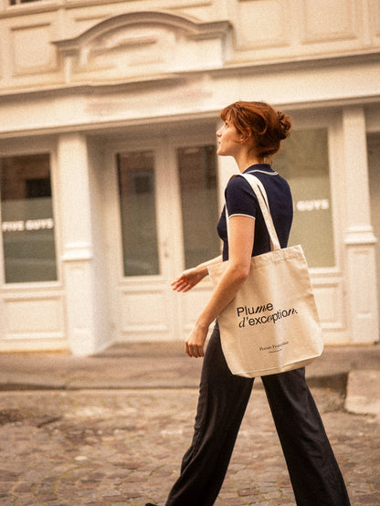 Exceptional Plume Tote Bag