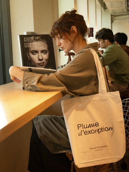 Exceptional Plume Tote Bag