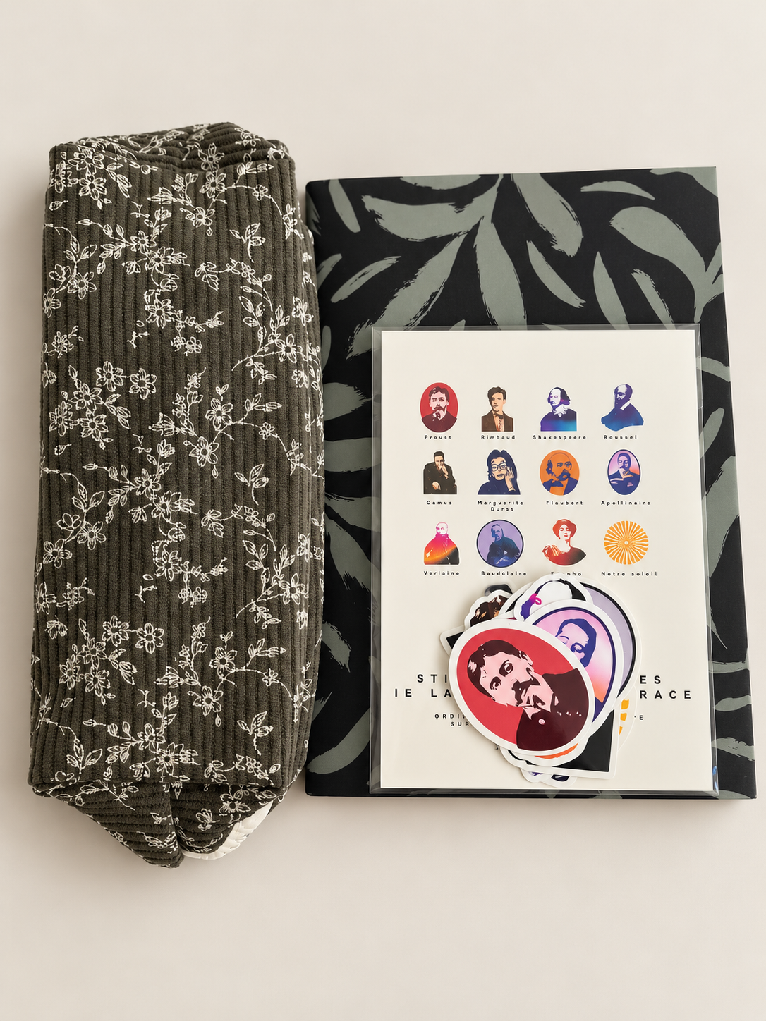 French Poetry Discovery Box