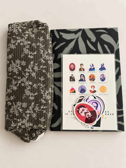 French Poetry Discovery Box